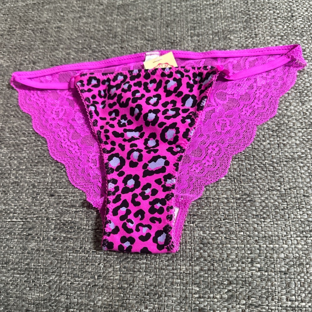2011 PINK Victoria’s Secret Secret Lace Back Low Rise String Bikini Panty